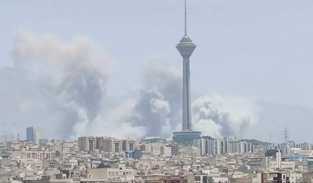 آتش در خانه: بازخوانی جنگ ۱۲ روزه اسرائیل علیه ایران با نگاهی به آمار شهدا