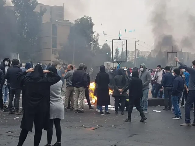 در جستجوی قدرت تغییر 160 در جستجوی قدرت تغییر